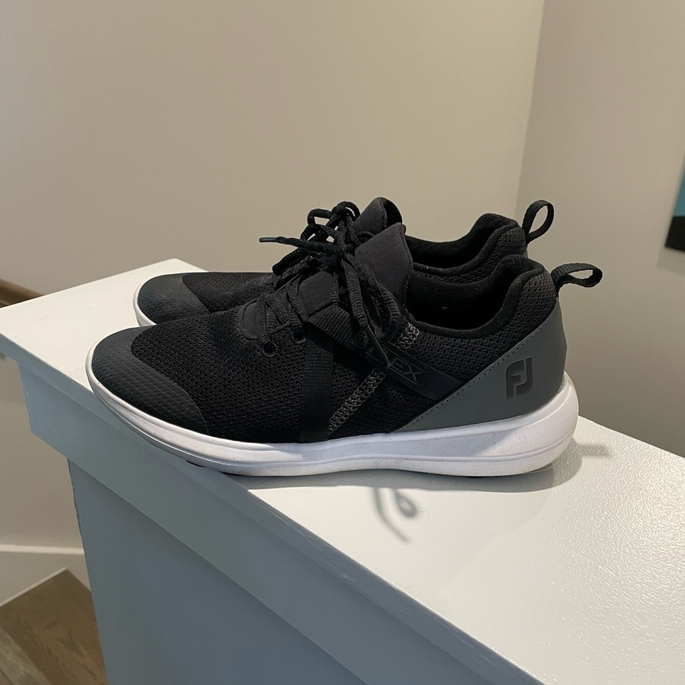 Women’s FootJOY Golf Shoes 9
